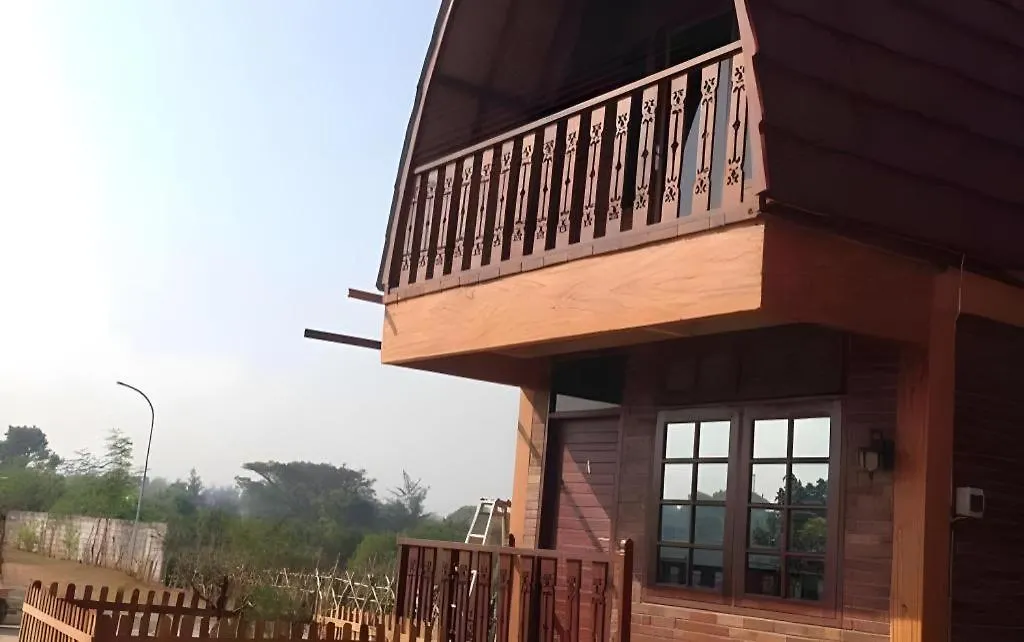 Love In Hotel And Resort-1